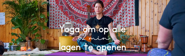 Zachte yoga met meditatie om je eigen heelheid te herkennen